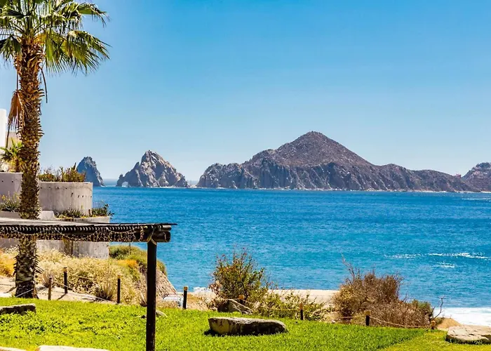 Appartamento Stunning 2 Bedroom With Ocean Views & Jacuzzi By The Cabo San Lucas