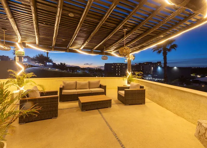 Apartment Stunning 2 Bedroom With Ocean Views & Jacuzzi By The Cabo San Lucas