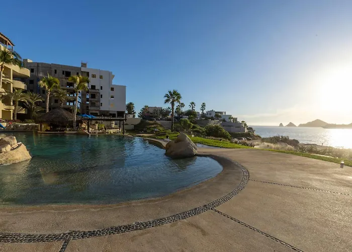 Apartment Stunning 2 Bedroom With Ocean Views & Jacuzzi By The *